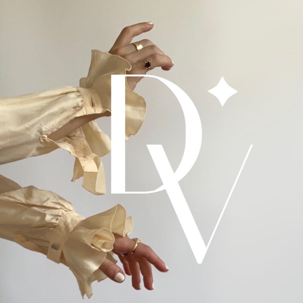 BIG NEWS !! I started a vintage shop named Dondi Vintage.